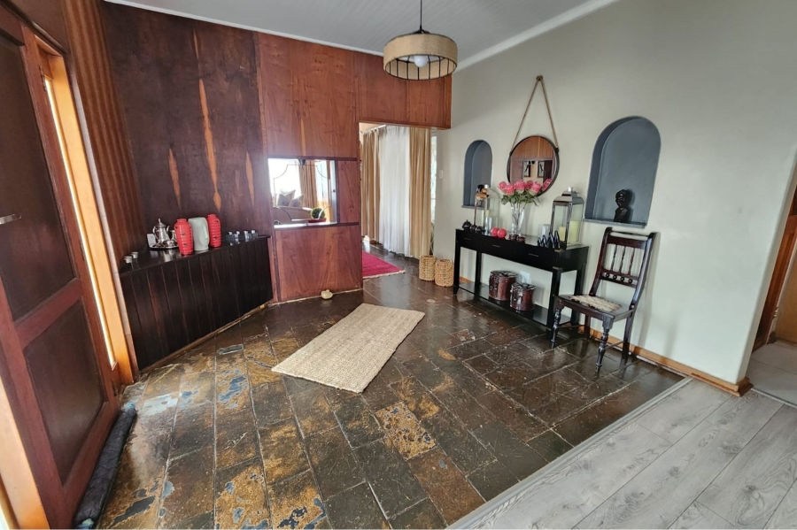 4 Bedroom Property for Sale in Hillcrest Northern Cape